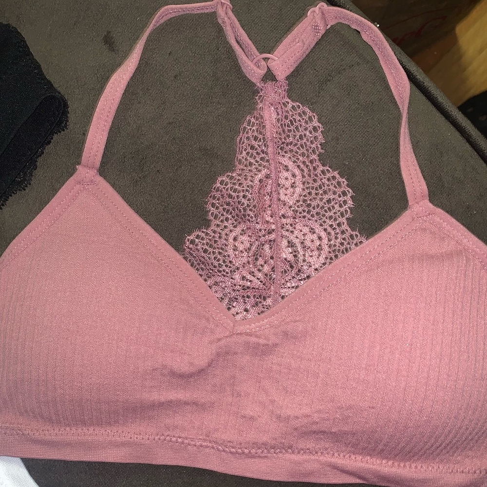 5 Style Bras - Picture 3 of 8